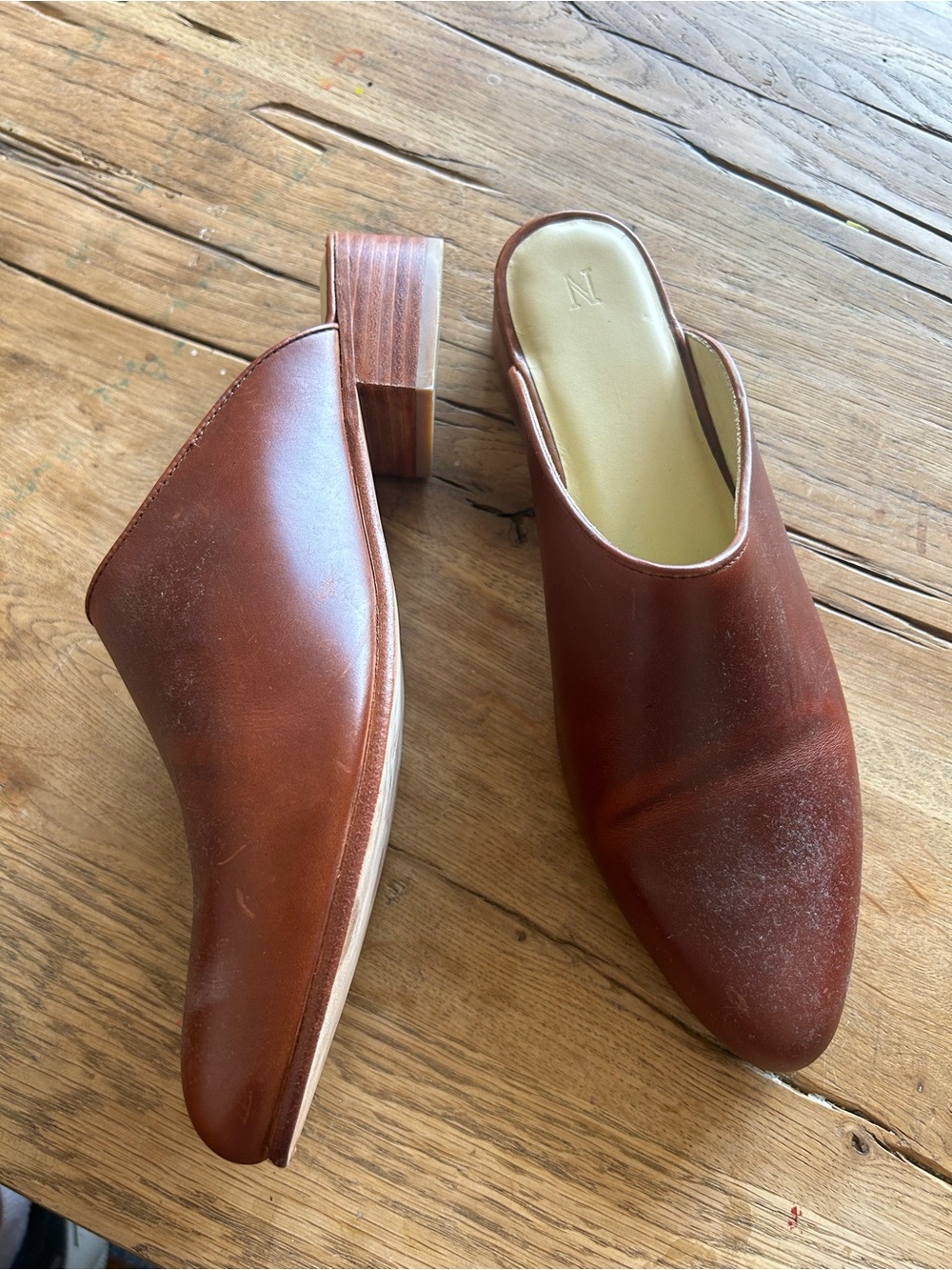 NISOLO Incredible Brown Leather Slide Mules - Women 10